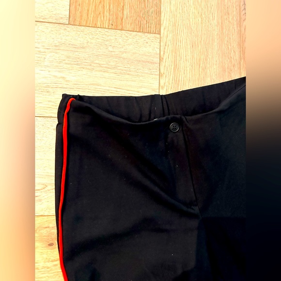 Black straight leg pants. Size small🟢 - Picture 3 of 4